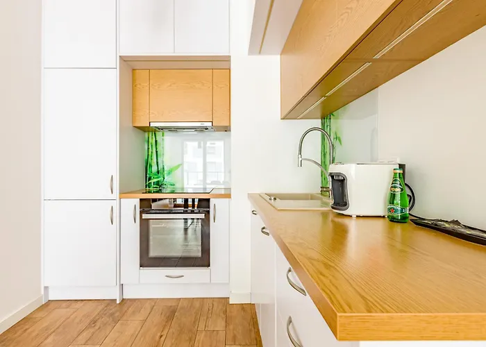 Luxury 2 - Metro 450m - Parking - Center Apartman