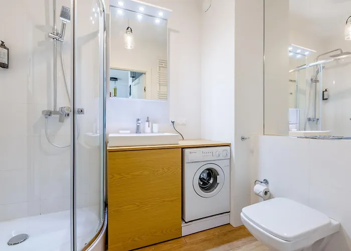 Luxury 2 - Metro 450m - Parking - Center Apartman Varsó