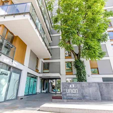 Luxury 2 - Metro 450m - Parking - Center Apartament *